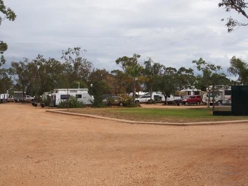Lightning Ridge Outback Resort & Caravan Park Extérieur photo